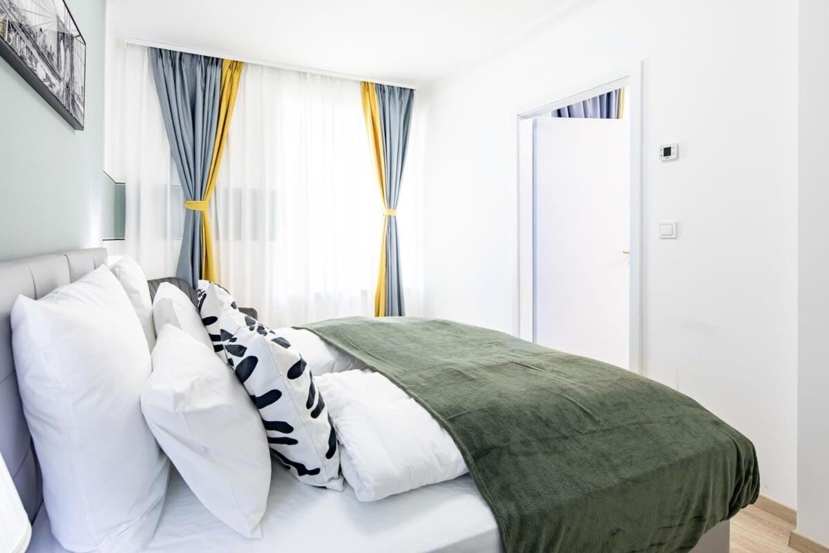 Free Parking - Balcony - Sunny - New Budapeszt