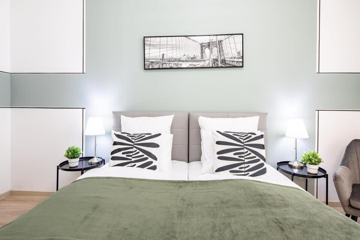 Apartament Free Parking - Balcony - Sunny - New